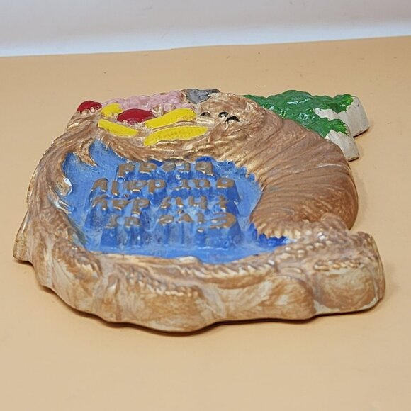 Thanksgiving Cornucopia Hanging Plaque With "Give Us This Day Our Daily Bread" - Picture 8 of 12